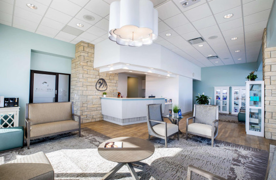 Wichita Plastic Surgery Center (West Clinic), Wichita, KS